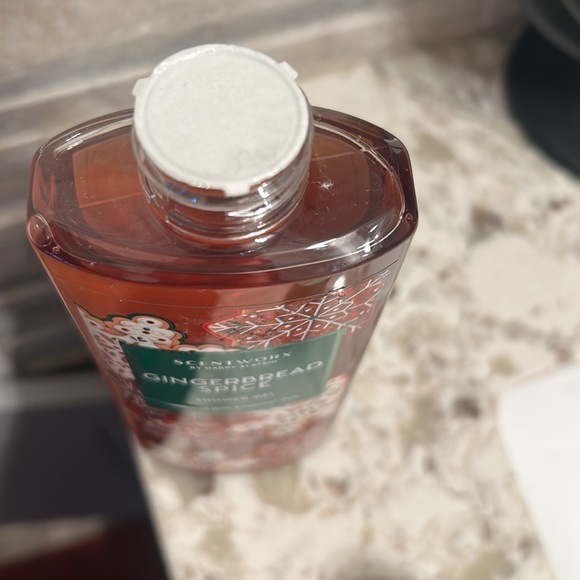 Beautiful long sleeve dress never been used - Picture 5 of 6